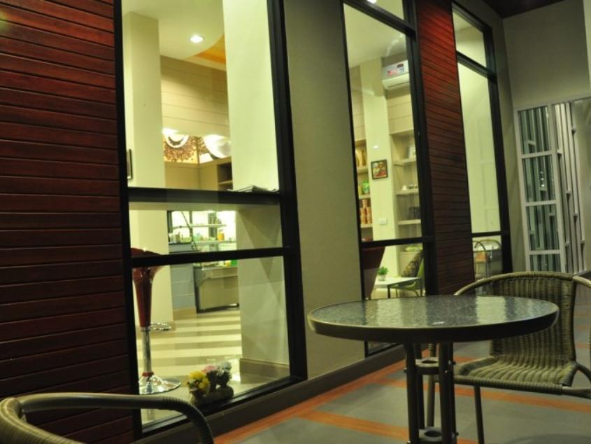 The Mondrian Khon Kaen Apartment Экстерьер фото